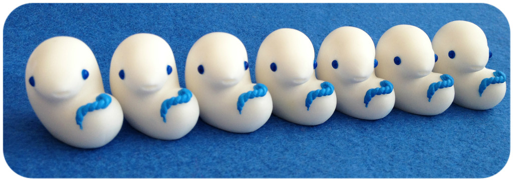 MONSTER EMBRYOS WINTER WHITE RESIN TOY DESIGNER TOY WHITE BLUE TAYLORED CURIOSITIES group